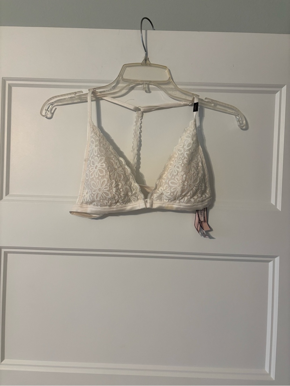 Victoria's Secret Cream Lace Triangle Bralette with T-Back medium NWT